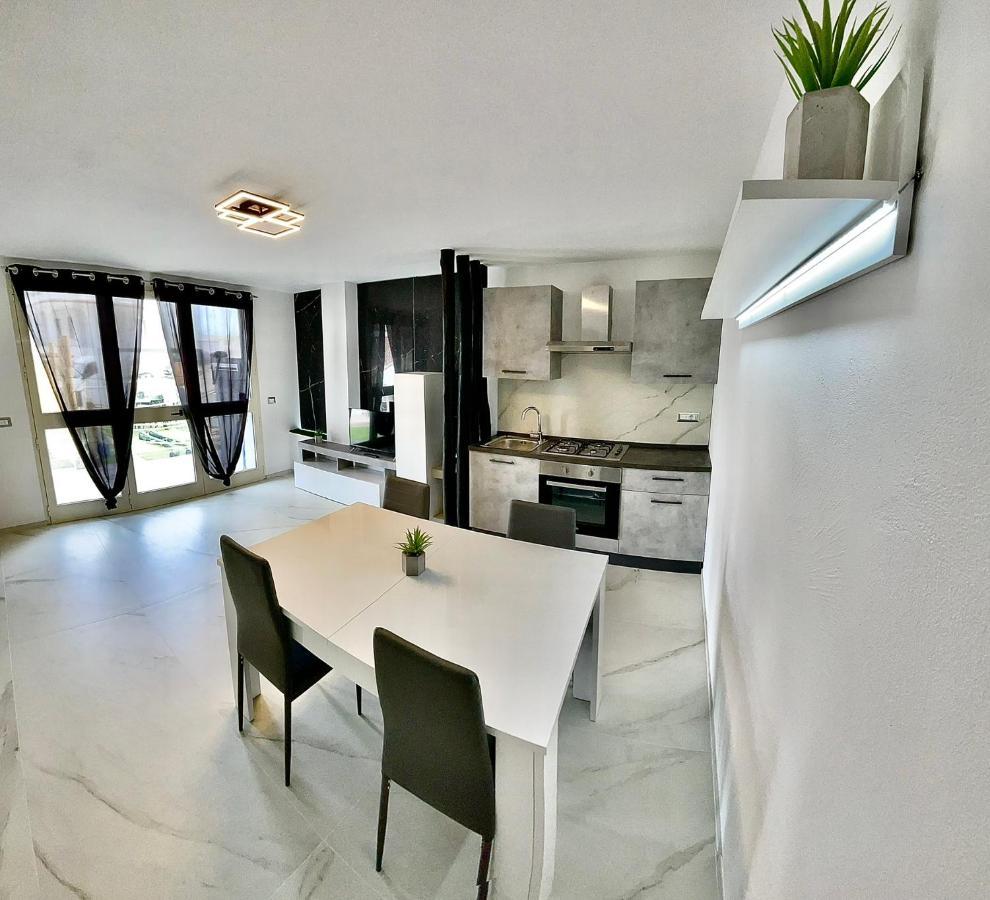 Bellavista Luxury Apartments Ла-Калетта Екстер'єр фото