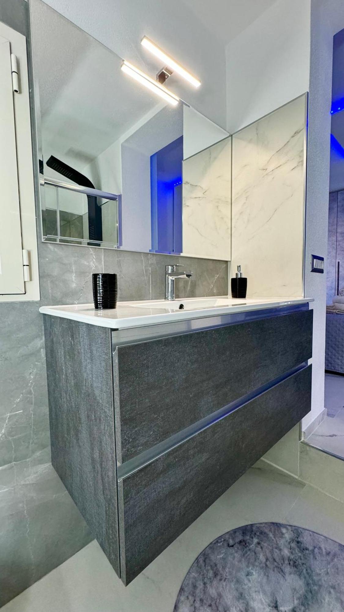 Bellavista Luxury Apartments Ла-Калетта Екстер'єр фото